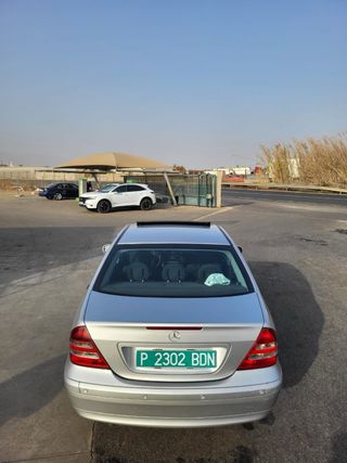 MERCEDES-BENZ C220 CDI AVANGARDE 2002 IMPORTADO