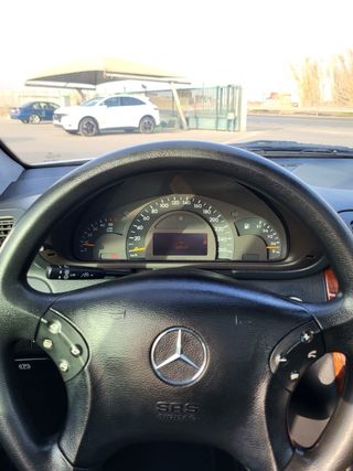 MERCEDES-BENZ C220 CDI AVANGARDE 2002 IMPORTADO