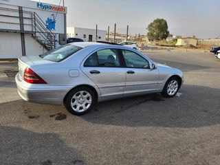 MERCEDES-BENZ C220 CDI AVANGARDE 2002 IMPORTADO