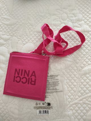 Monedero Nina Ricci Rosa