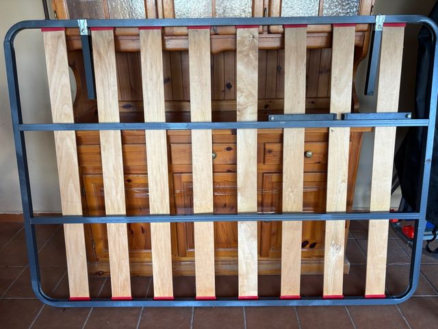 Somier 1,35m Madera y Metal