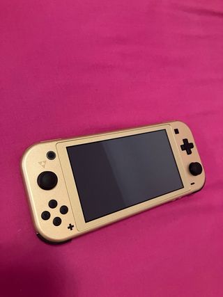 Nintendo Switch Lite Dorada + Juego Zelda
