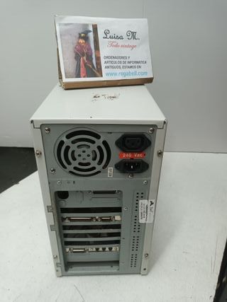 Caja PC AT Antigua 