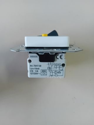 Diferencial empotrable Simon 75417-30 16A - 10mA