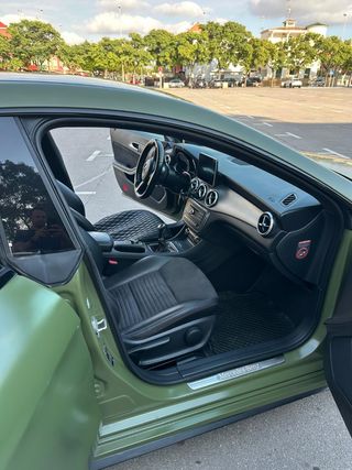 Mercedes-Benz Clase CLA 2015