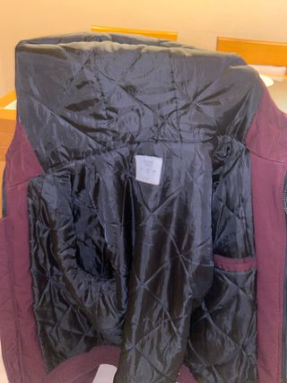 ADDETTO ALLA CONSEGNA A TRE CAPPOTTI