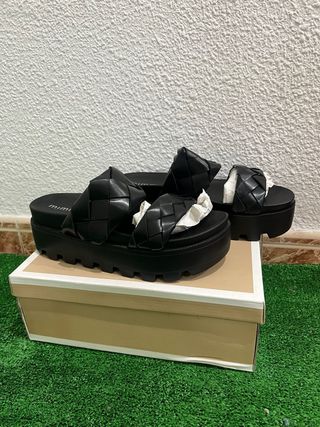 Sandalias negras plataforma