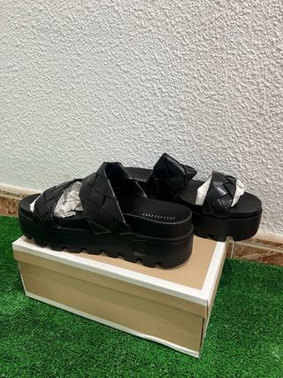 Sandalias negras plataforma