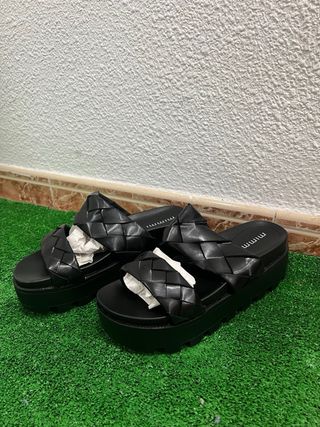 Sandalias negras plataforma