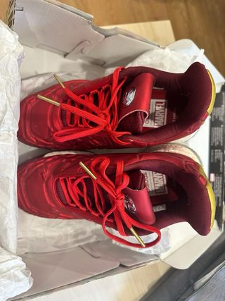 Zapatillas Adidas Iron Man Marvel Talla 39-40