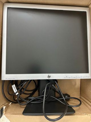 Monitor HP LA1956X LED 19 Plata
