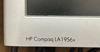 Monitor HP LA1956X LED 19 Plata