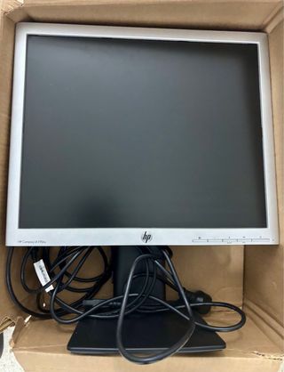 Monitor HP LA1956X LED 19 Plata