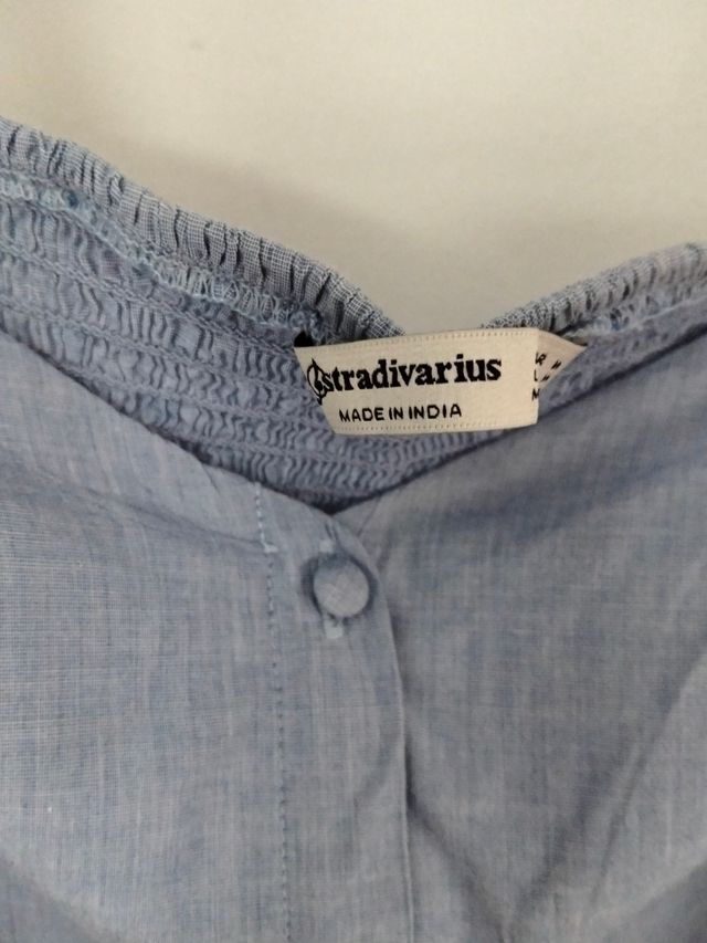 Camisa Stradivarius azul manga larga