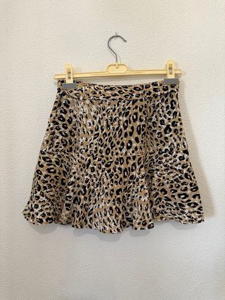 Falda pantalón estampado leopardo
