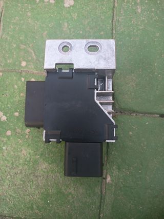 Relé Precalentamiento Renault 271203982R