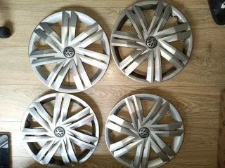 4 Tapacubos VW Polo R14