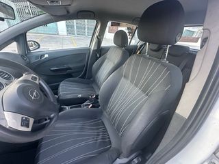 Opel Corsa 2007 con pocos kms
