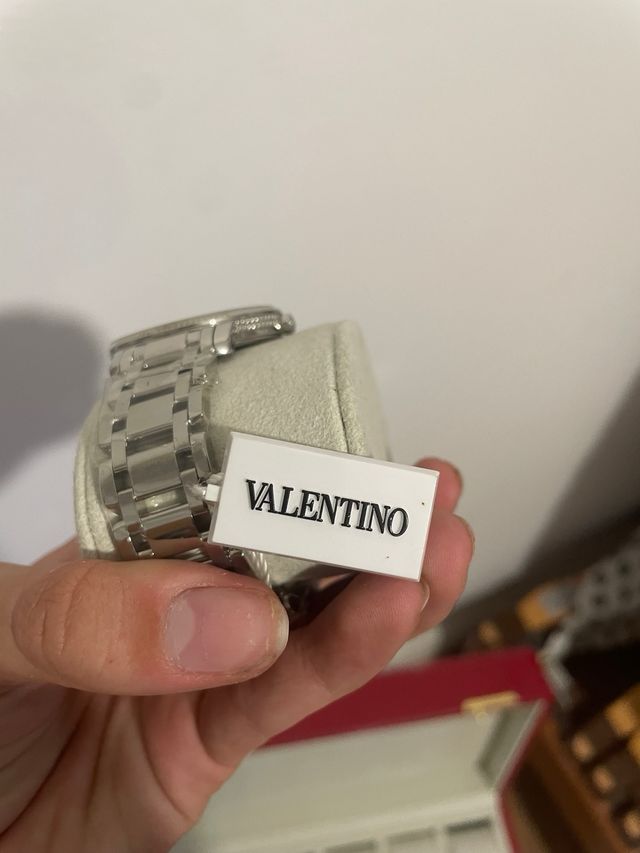 Reloj Valentino Plata y Blanco