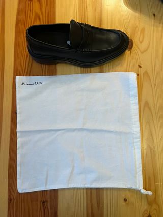 Mocasines Negros de Piel - Massimo Dutti Talla 43