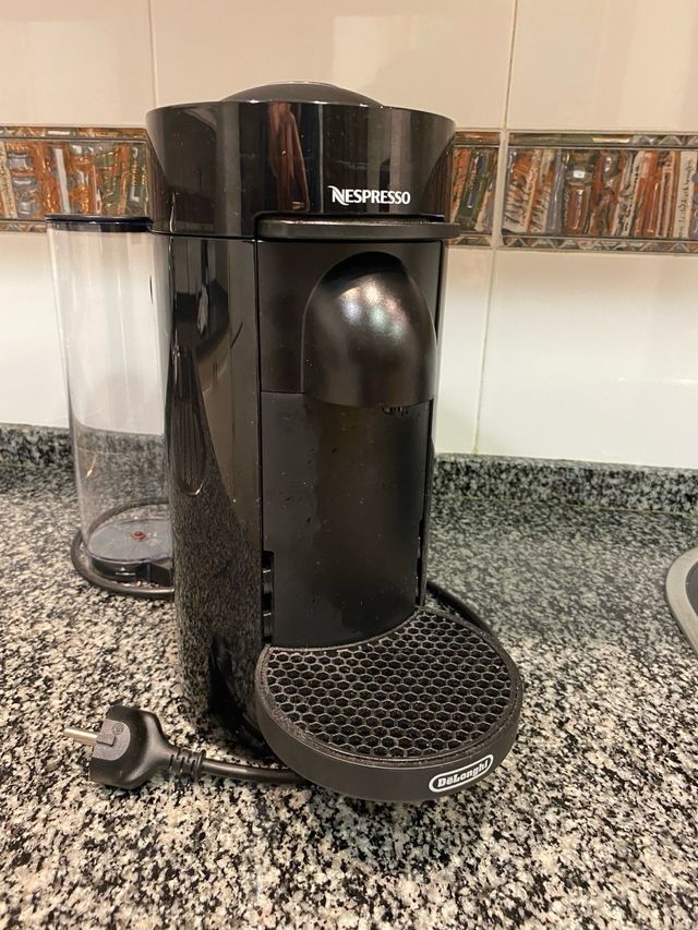 Cafetera Nespresso DeLonghi Negra