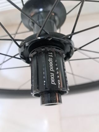 Ruedas de Carbono Roval CLX 64