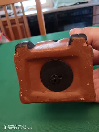 Salvadanaio valigetta marrone ceramica