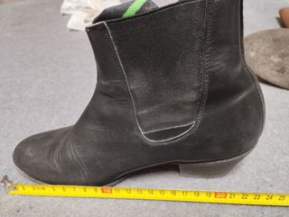 Botines flamencos negros