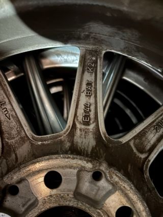 Llantas Mercedes Originales con gomas continental.