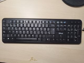 Teclado y Ratón Inalámbrico Trust Negro