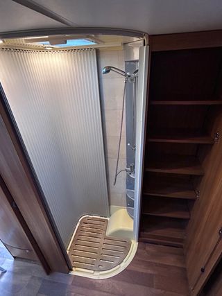 autocaravana perfilada dethleffs