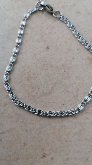 Pulsera de acero para mujer