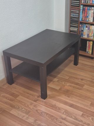 Mesa de salón de madera negra