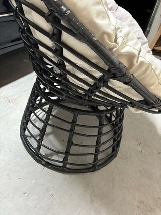 Butaca giratoria con cojín exterior