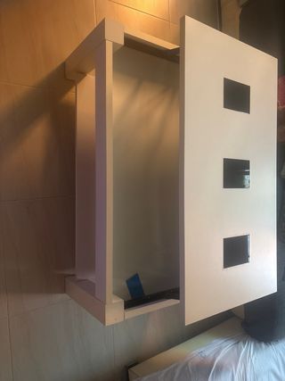 Mesa de centro blanca y cristal negro moderna