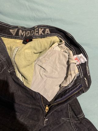 Pantalones de moto con protecciones