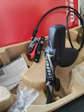 MANETA IZQUIERDA Y PINZA SRAM FORCE 1