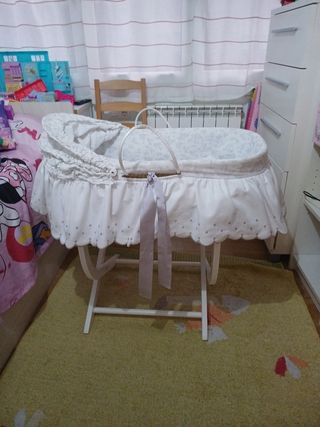 Moisés mimbre Uzturre