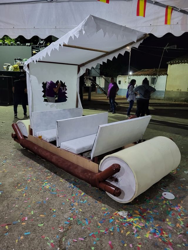 Disfraz Troncomóvil y Disfraces Incluidos.