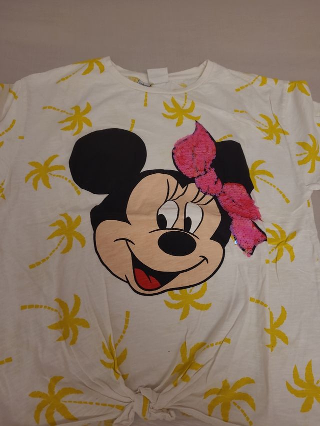 Camiseta Minnie Mouse con palmeras