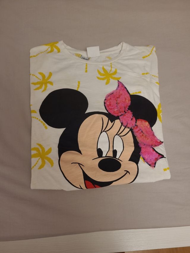 Camiseta Minnie Mouse con palmeras
