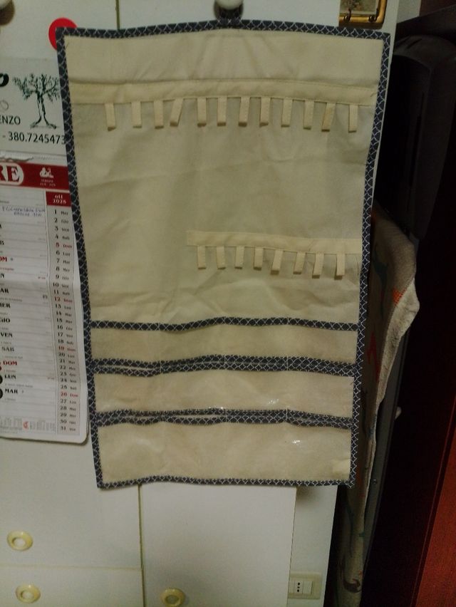 Sacca porta gioielli da appendere