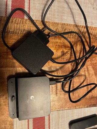 Nintendo Switch con Estuche y Mando Pro