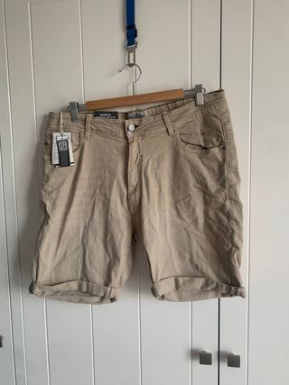 Pantalón corto Springfield beige 