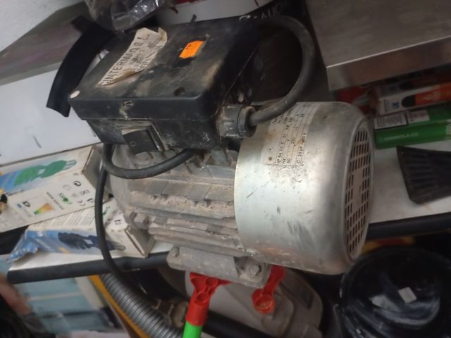 Motor 0.37 kW 230V para hormigonera
