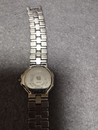 Reloj Mujer Acero y Dorado