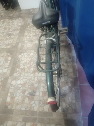 *Bicicleta vintage verde*