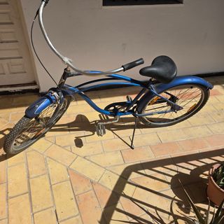 Bicicleta azul Electra
