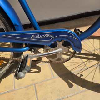 Bicicleta azul Electra
