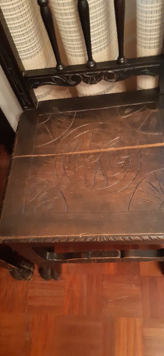 Dos Sillas ESTILO LUISXV Madera Oscura